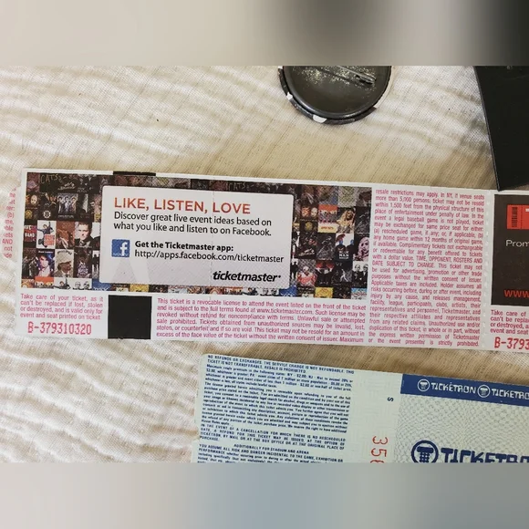 New Kids On The Block Memorabilia Lot with Tickets, Pin, VIP Pass, Earrings - Picture 10 of 15